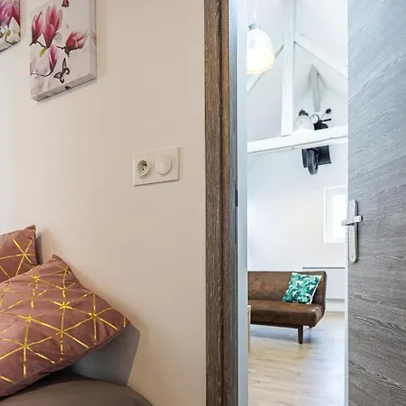 Nouveau Cosy Life Netflix/ 5 Min Gare *